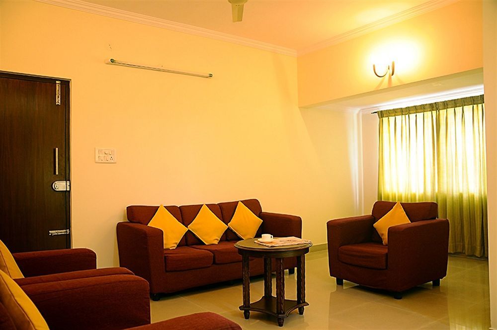 The Grand Serenity Apartment Hotel Bangalore Exteriör bild
